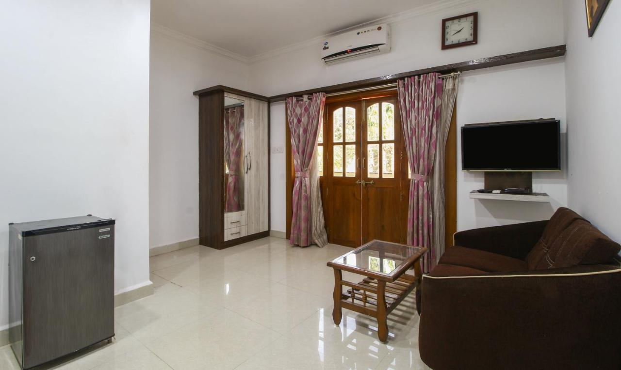 Treebo Trend Skylight Royal Stay Guest house 3*