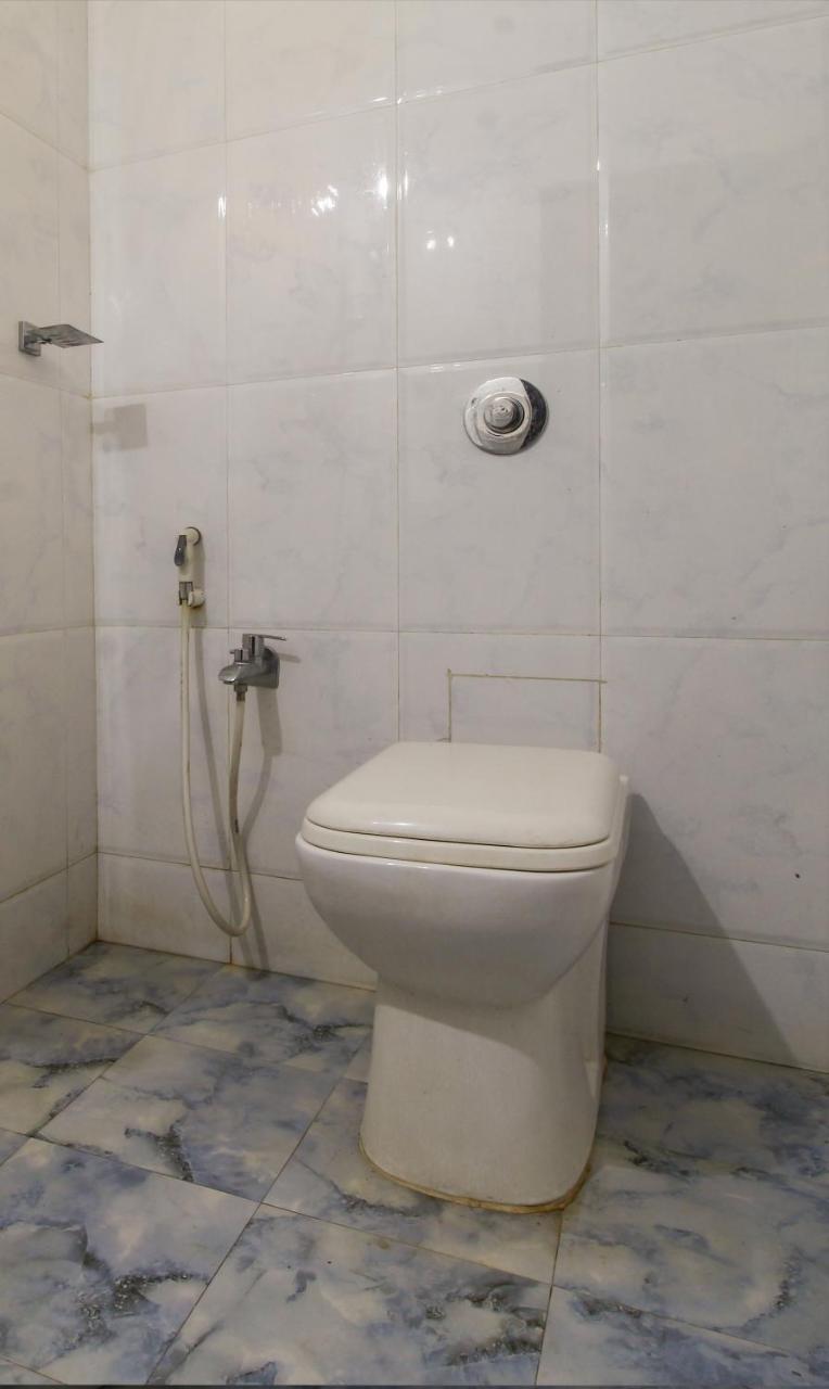 Treebo Trend Skylight Royal Stay Guest house 3*