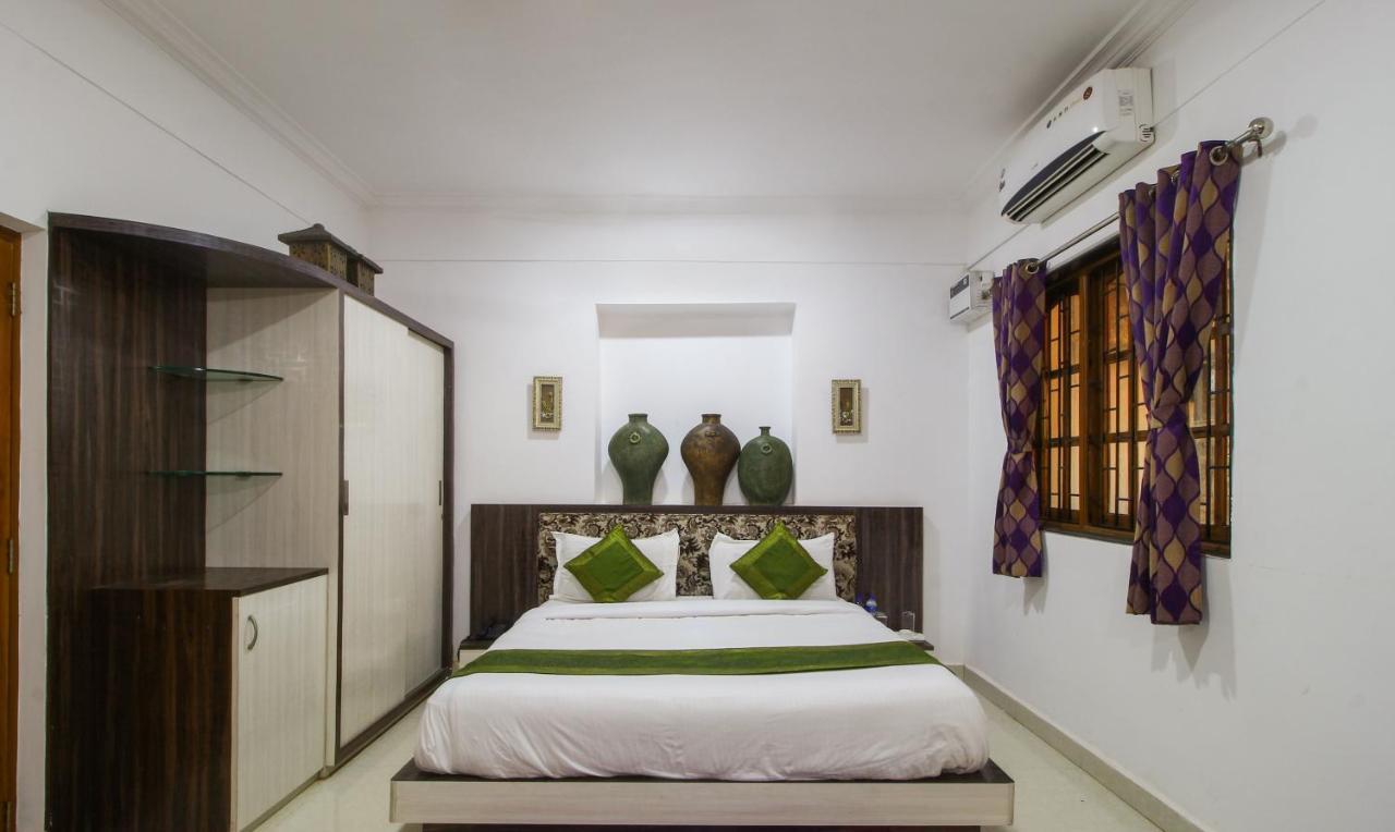 Treebo Trend Skylight Royal Stay Guest house Candolim