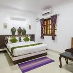 Treebo Trend Skylight Royal Stay